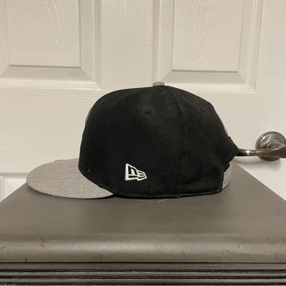 Boston red socks hat - Picture 3 of 6